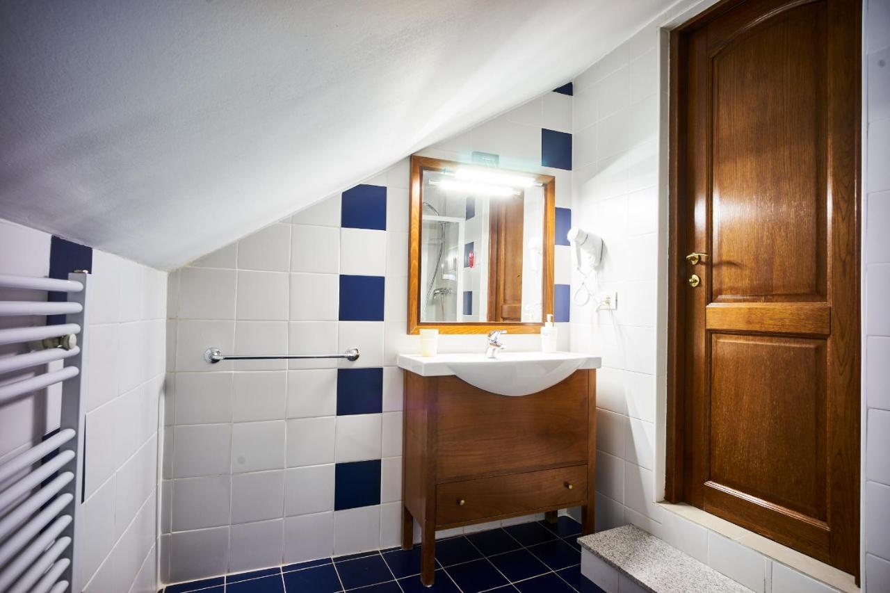 Cozy Attic Room V Bükreş Dış mekan fotoğraf